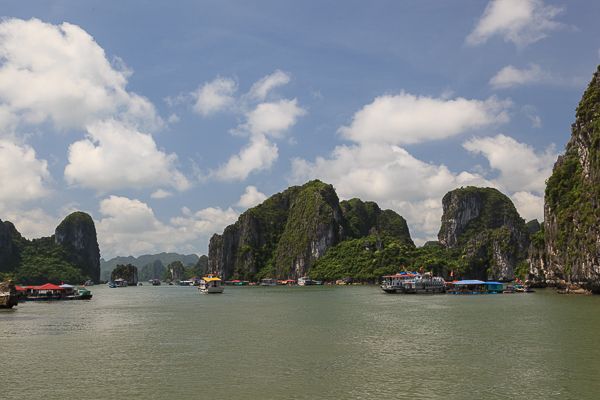 Vietnam Ha Long 056 tn